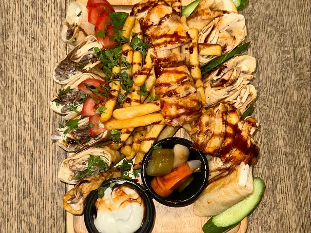 mix shawarma meal