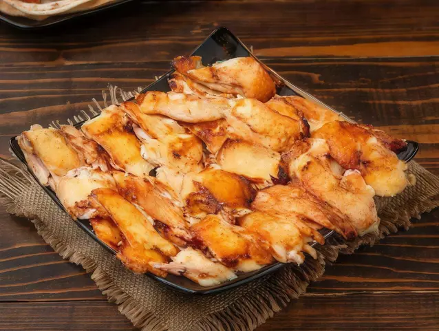 a quarter kilo of shawarma a quarter kilo of shawarma